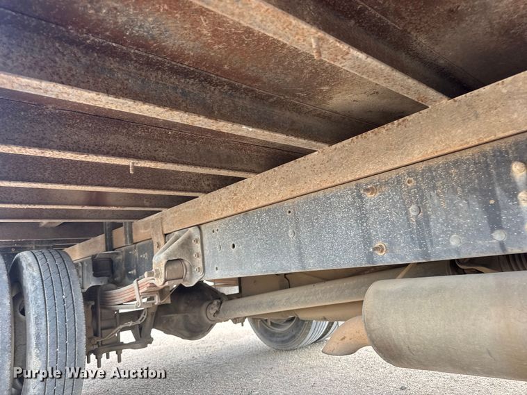 image for item NJ9251 2003 Chevrolet C4500 flatbed truck