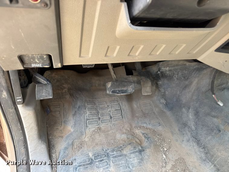 image for item NJ9252 2009 Ford F450 Super Duty XL dump flatbed truck
