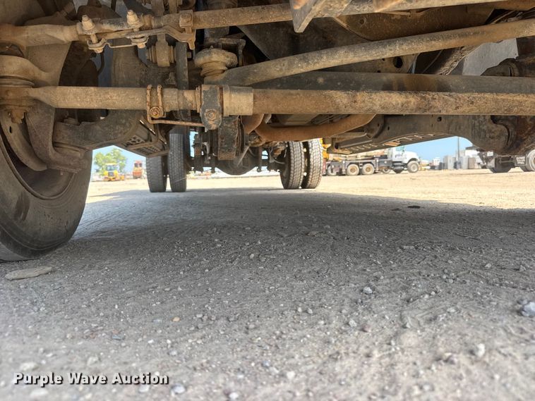 image for item NJ9252 2009 Ford F450 Super Duty XL dump flatbed truck