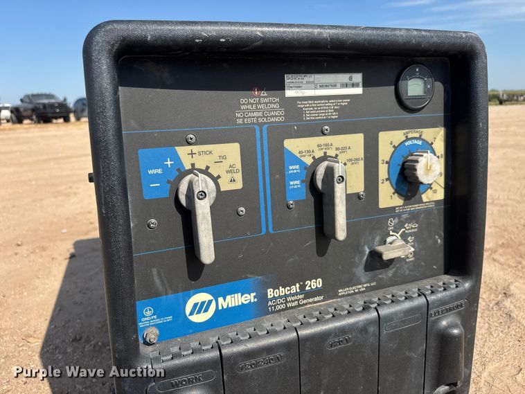 image for item NJ9262 Miller Bobcat 260 welder/generator