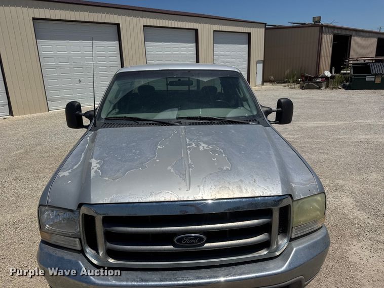 image for item NJ9267 2004 Ford F250 Super Duty Ext. Cab pickup truck