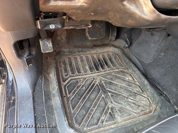 image for item NK9244 2002 Lincoln Town Car 