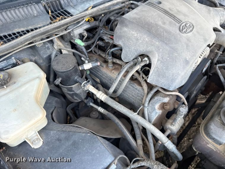 image for item NK9244 2002 Lincoln Town Car 