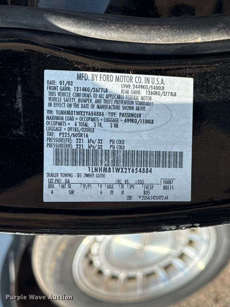 image for item NK9244 2002 Lincoln Town Car 