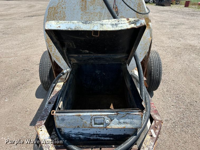 image for item NM9797 1983 Shop Built fuel trailer