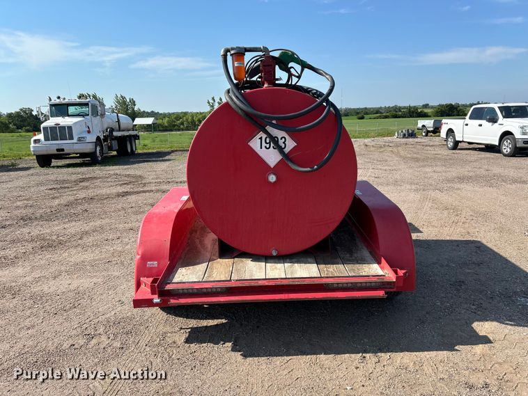 image for item NM9800 2011 Finish Line TT7510 fuel trailer