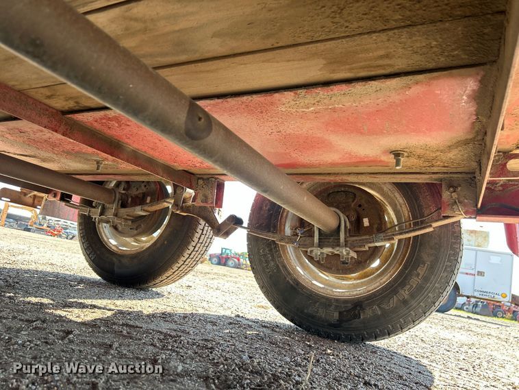 image for item NM9800 2011 Finish Line TT7510 fuel trailer