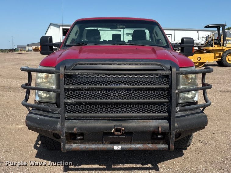 image for item NM9803 2011 Ford F250 Super Duty utility bed pickup truck