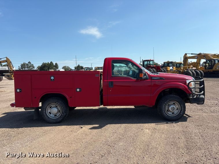 image for item NM9803 2011 Ford F250 Super Duty utility bed pickup truck
