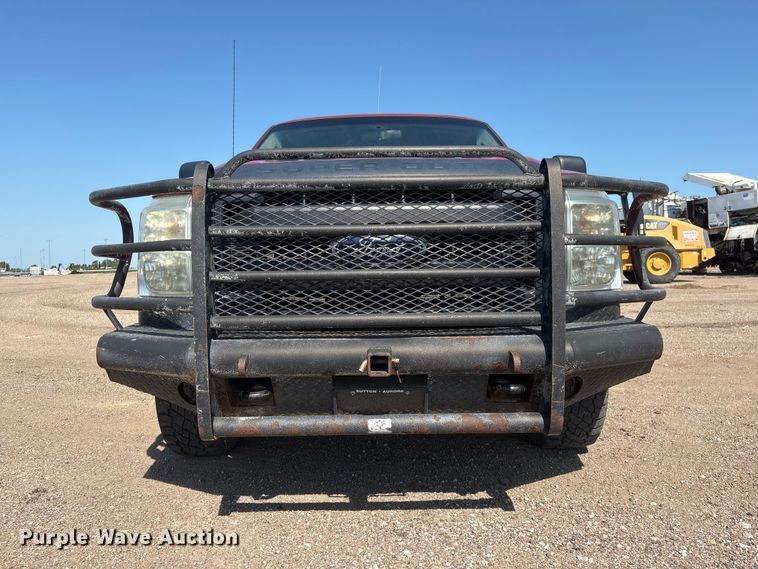 image for item NM9803 2011 Ford F250 Super Duty utility bed pickup truck