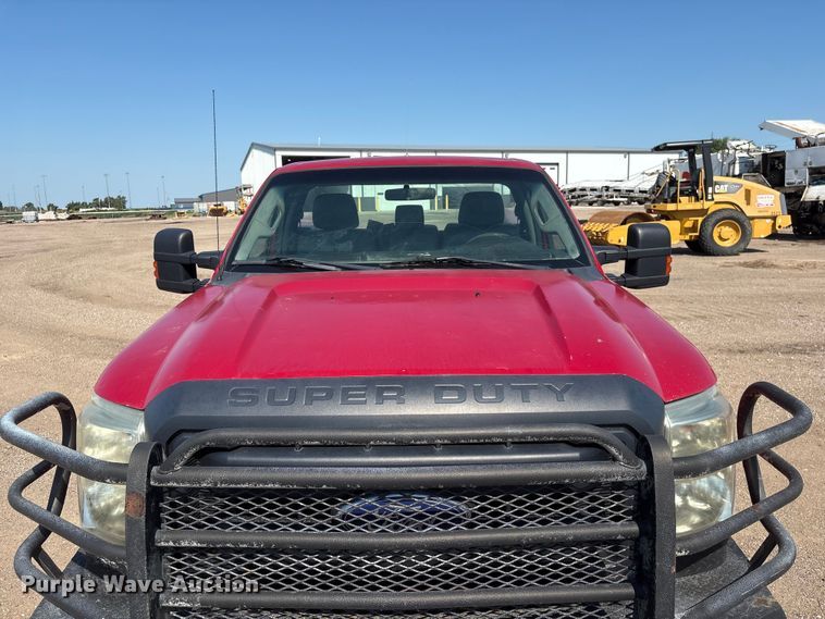 image for item NM9803 2011 Ford F250 Super Duty utility bed pickup truck