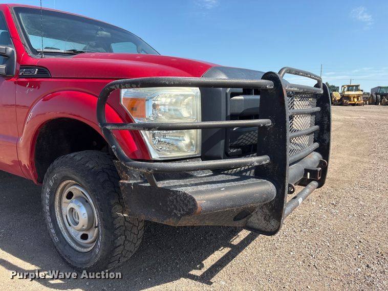 image for item NM9803 2011 Ford F250 Super Duty utility bed pickup truck
