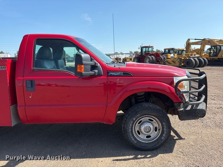 image for item NM9803 2011 Ford F250 Super Duty utility bed pickup truck