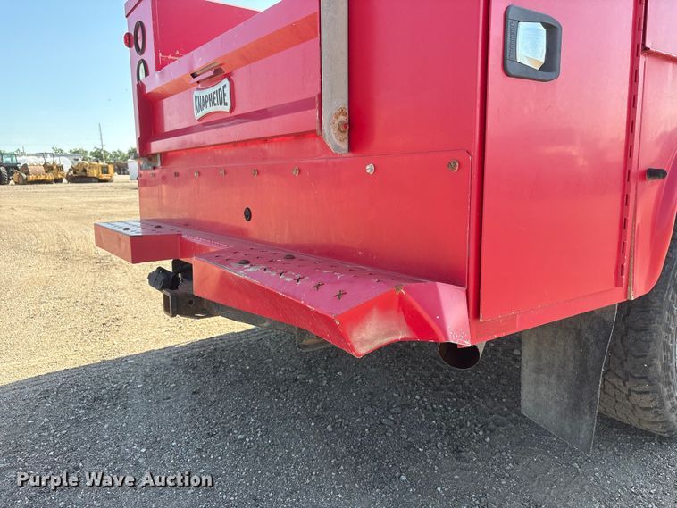 image for item NM9803 2011 Ford F250 Super Duty utility bed pickup truck
