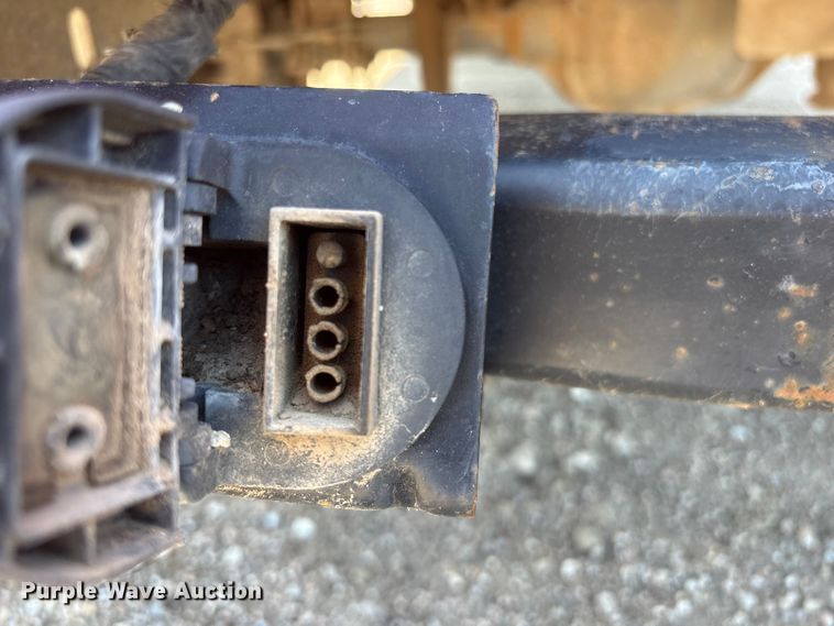 image for item NM9803 2011 Ford F250 Super Duty utility bed pickup truck