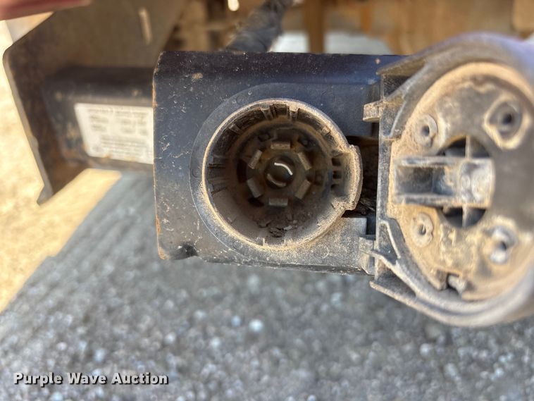image for item NM9803 2011 Ford F250 Super Duty utility bed pickup truck