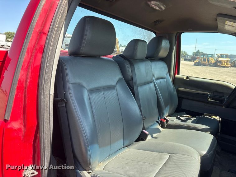 image for item NM9803 2011 Ford F250 Super Duty utility bed pickup truck