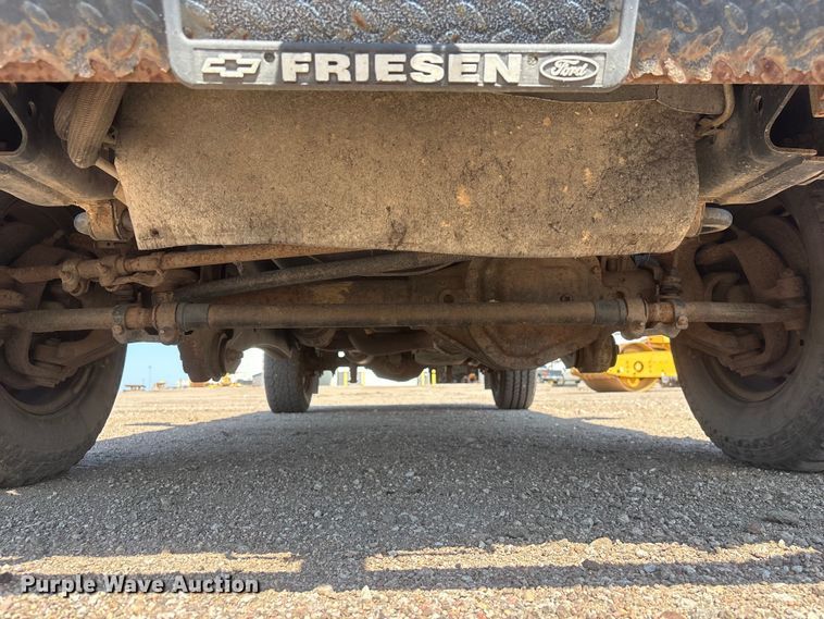 image for item NM9803 2011 Ford F250 Super Duty utility bed pickup truck