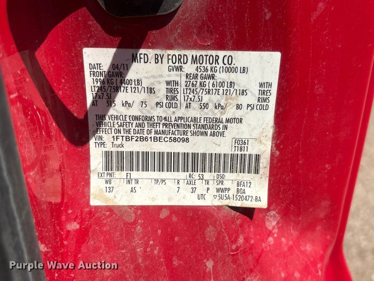 image for item NM9803 2011 Ford F250 Super Duty utility bed pickup truck