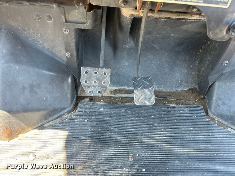 image for item NM9816 2007 Kubota RTV900 utility vehicle