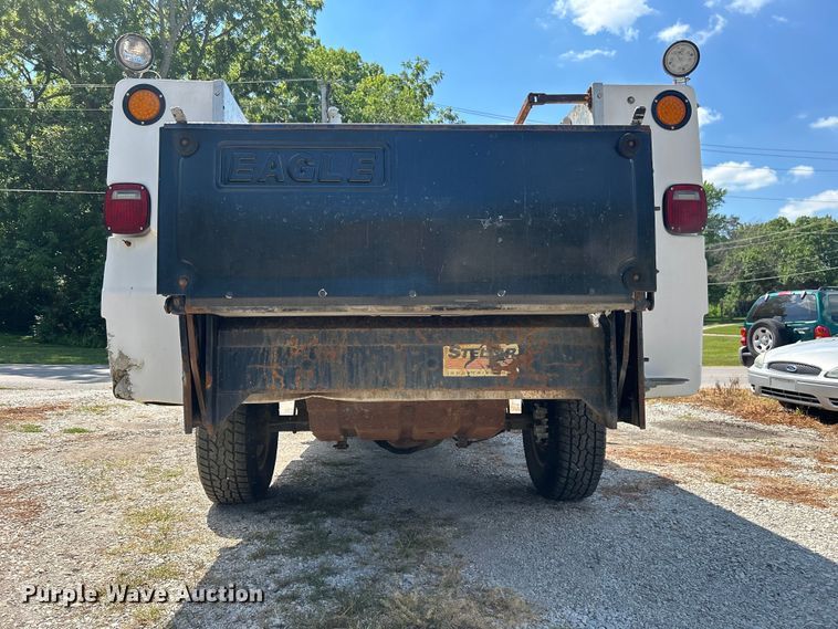 image for item NM9839 2006 Ford F350 Super Duty utility bed pickup truck