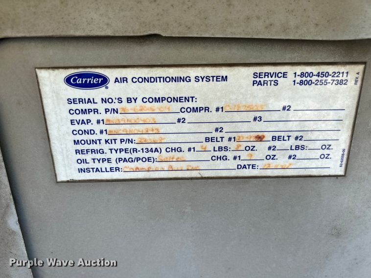 image for item NM9840 2009 Ford E-450 shuttle bus