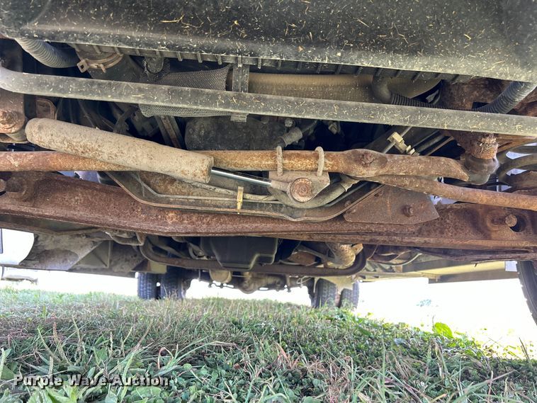 image for item NM9840 2009 Ford E-450 shuttle bus