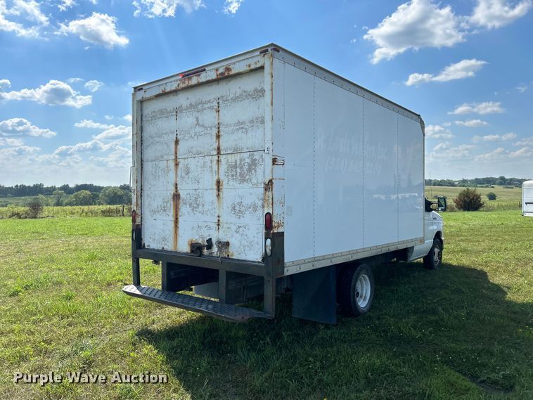 image for item NM9841 2008 Ford E350 box truck
