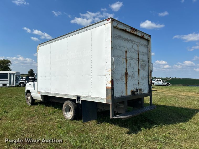 image for item NM9841 2008 Ford E350 box truck