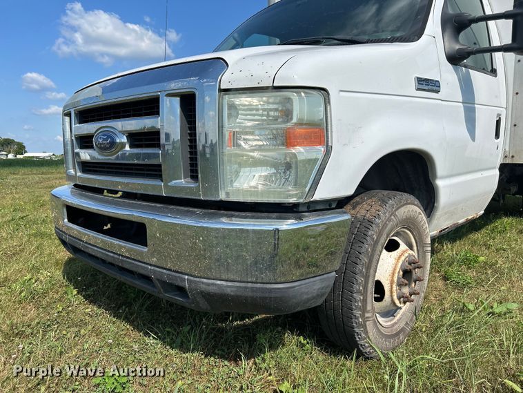 image for item NM9841 2008 Ford E350 box truck