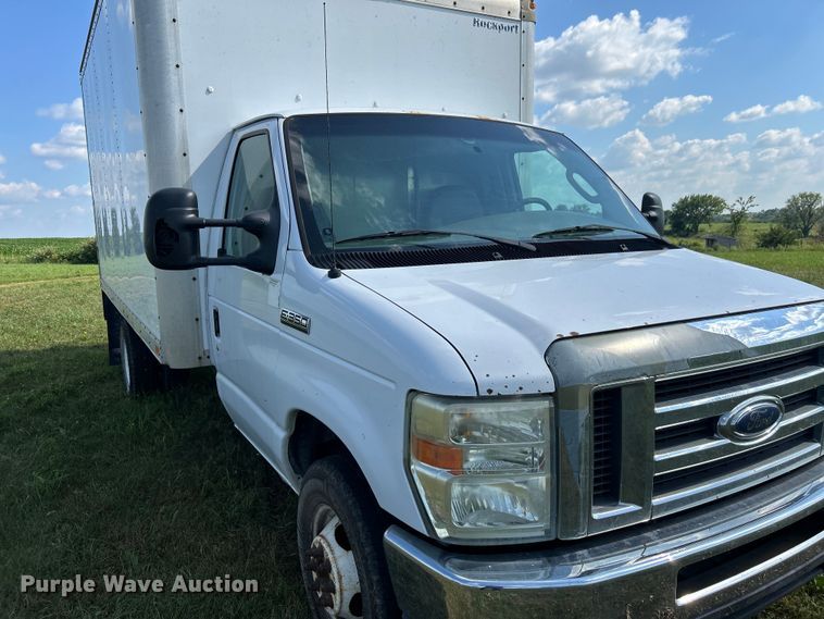 image for item NM9841 2008 Ford E350 box truck