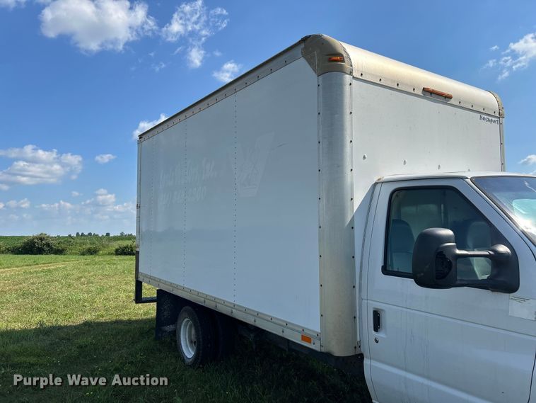 image for item NM9841 2008 Ford E350 box truck