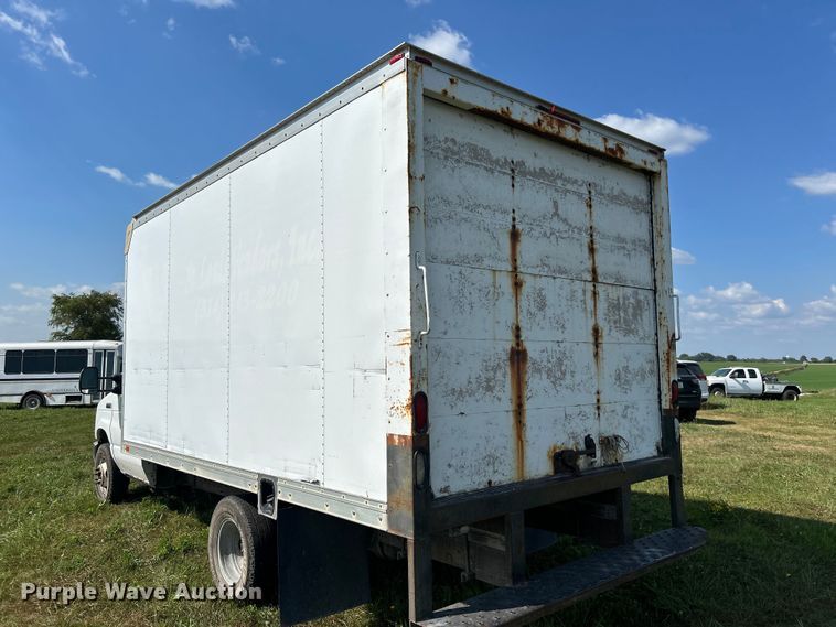 image for item NM9841 2008 Ford E350 box truck