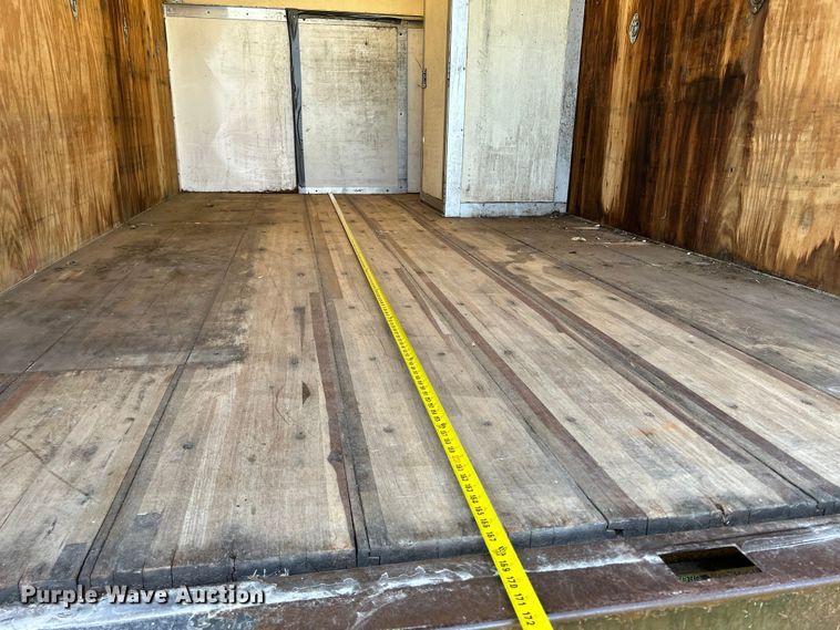 image for item NM9841 2008 Ford E350 box truck