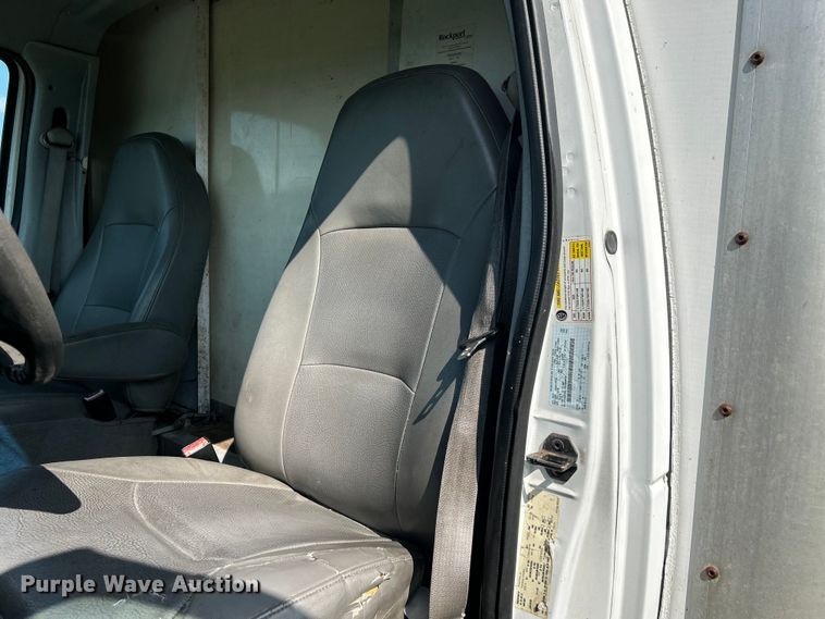 image for item NM9841 2008 Ford E350 box truck