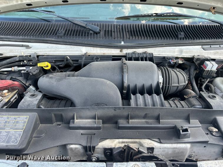 image for item NM9841 2008 Ford E350 box truck