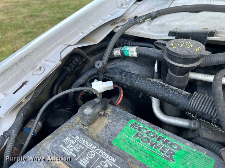 image for item NM9841 2008 Ford E350 box truck