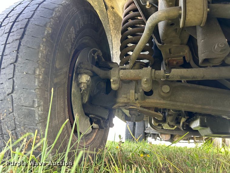 image for item NM9841 2008 Ford E350 box truck
