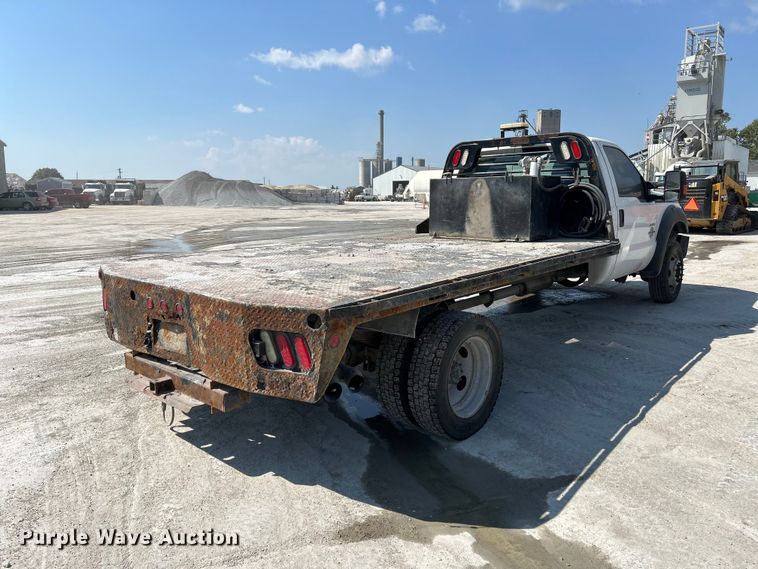 image for item NM9860 2016 Ford F550 flatbed truck