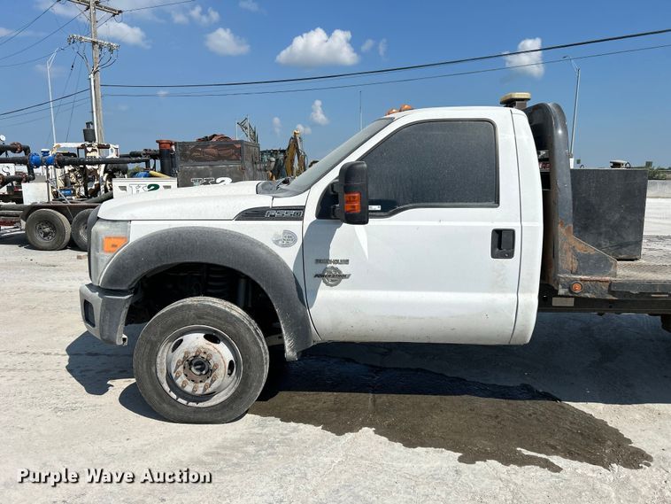 image for item NM9860 2016 Ford F550 flatbed truck