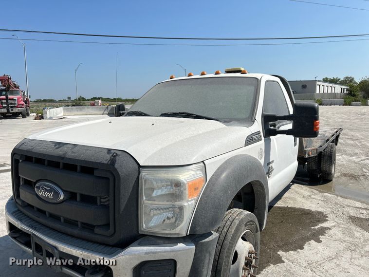 image for item NM9860 2016 Ford F550 flatbed truck