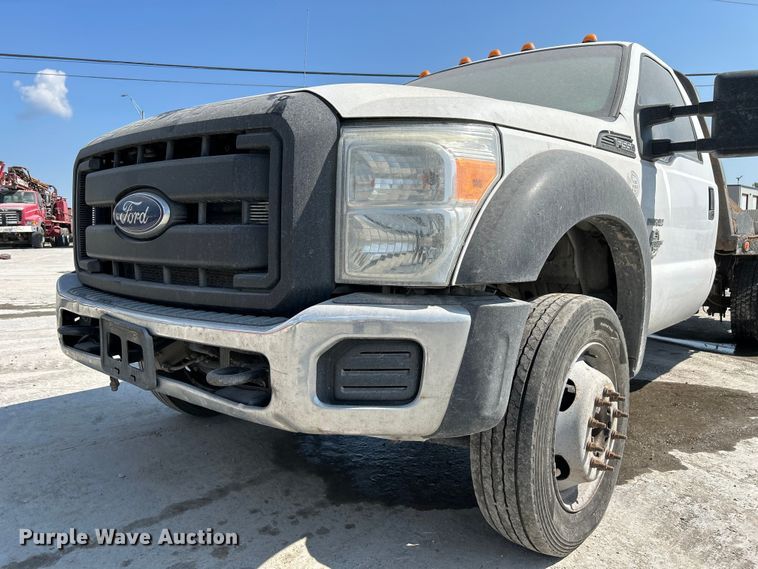 image for item NM9860 2016 Ford F550 flatbed truck
