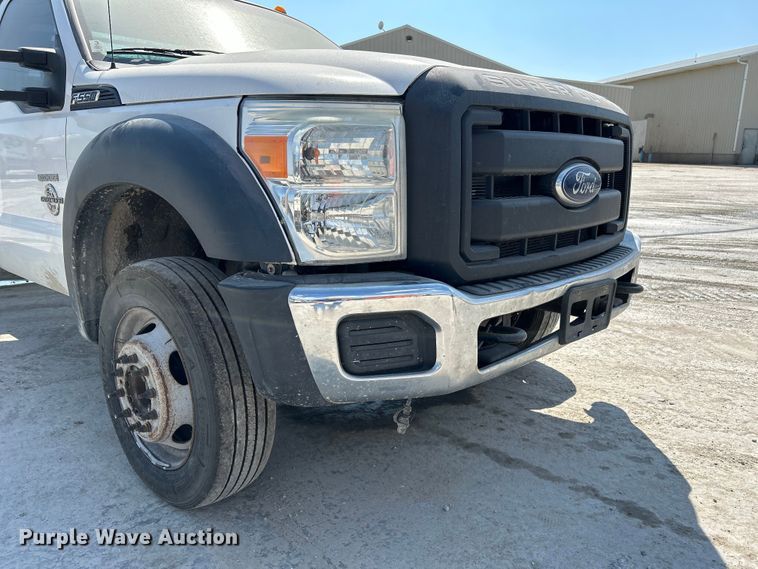 image for item NM9860 2016 Ford F550 flatbed truck