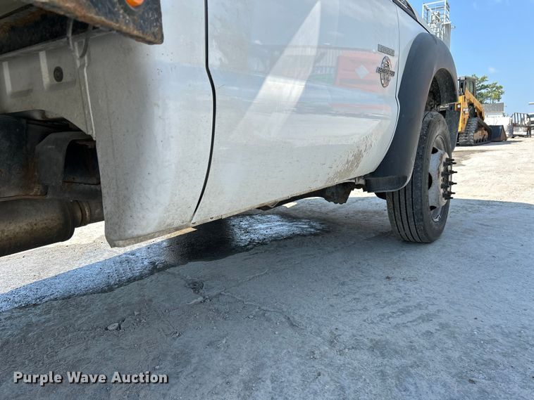 image for item NM9860 2016 Ford F550 flatbed truck