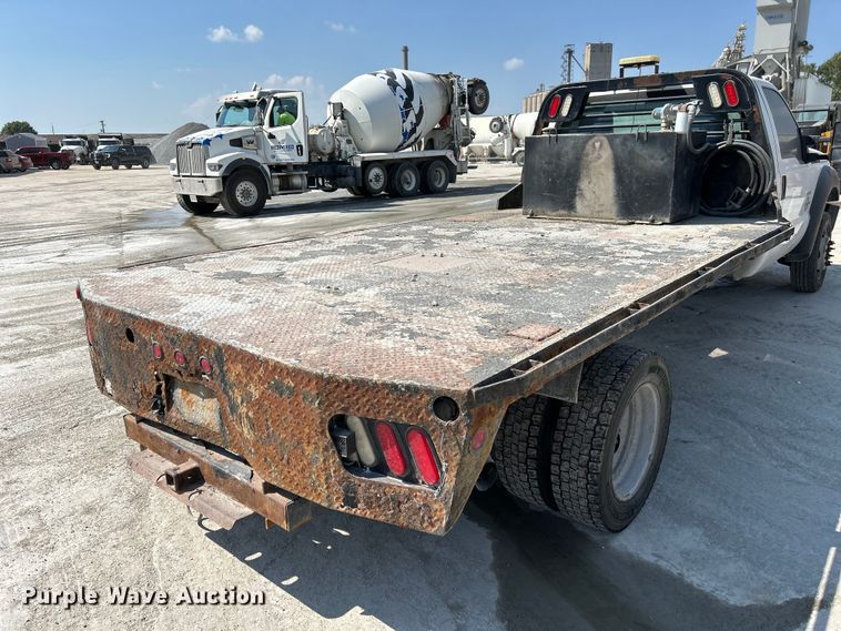 image for item NM9860 2016 Ford F550 flatbed truck