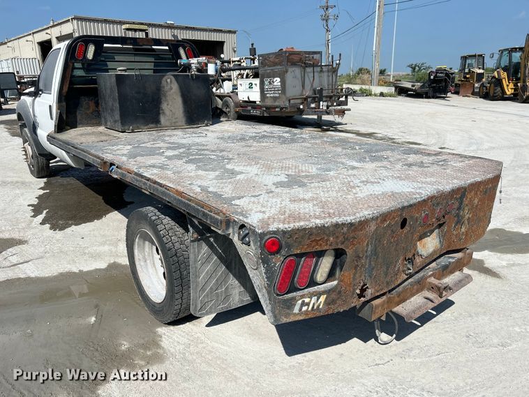 image for item NM9860 2016 Ford F550 flatbed truck