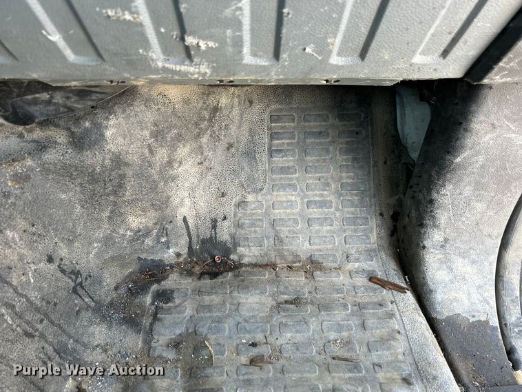 image for item NM9860 2016 Ford F550 flatbed truck