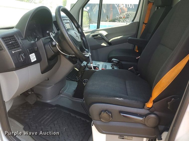 image for item YA1901 2014 Mercedes-Benz Sprinter ambulance