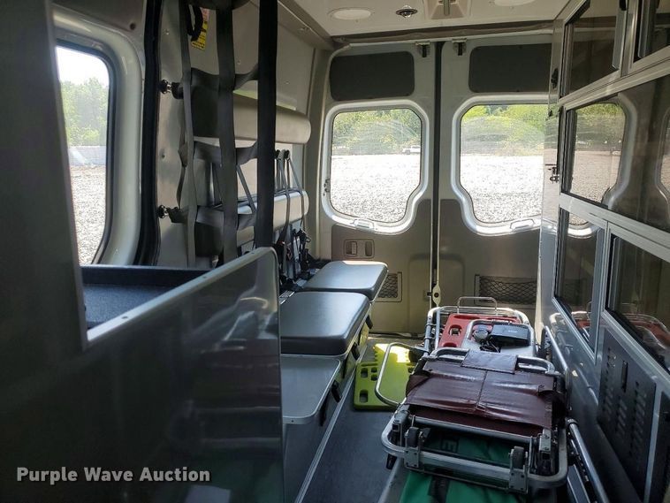 image for item YA1901 2014 Mercedes-Benz Sprinter ambulance