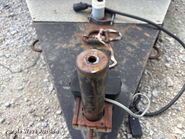 image for item YA3069 1998 Cellxion Lightweight Division antenna tower trailer